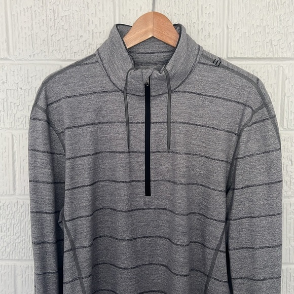 Lululemon Athletica Gray Striped Sweatshirt Men’s Large Excellent Condition - Picture 4 of 9